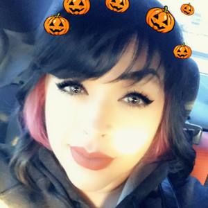 Meet your Posher, Elena